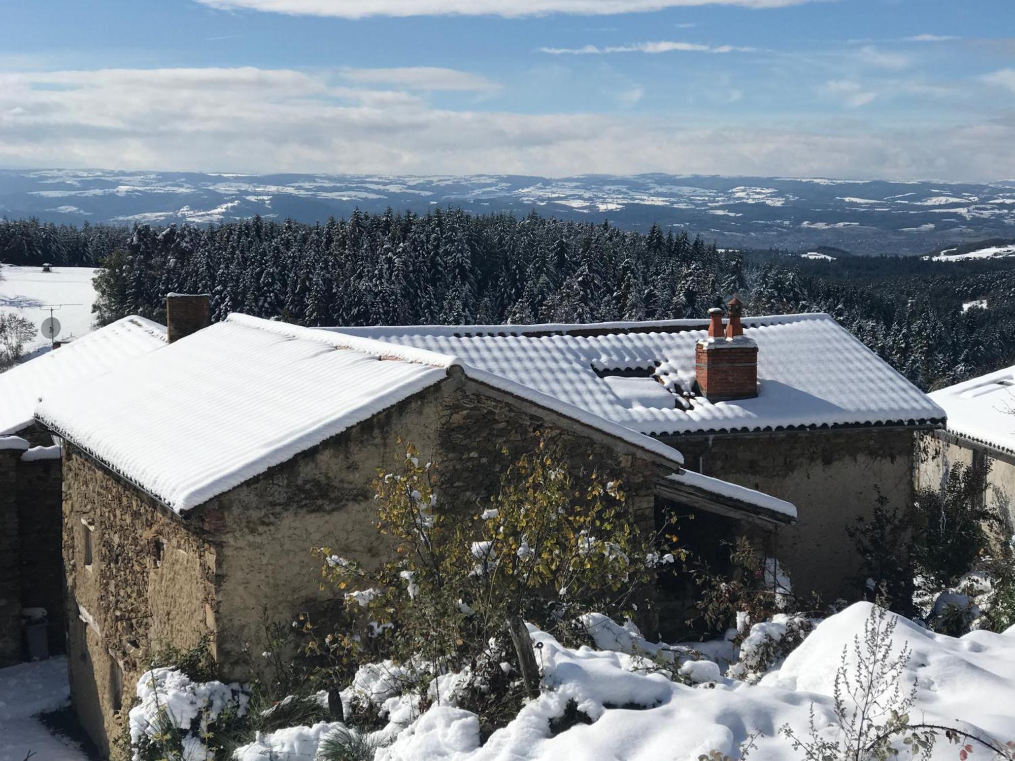 Eco-Gite Cottage Panoramique, Terrasses, Baby Foot, 150 M2 Renove Et Agrandi En 2024, Activites Proposees Champagnac-le-Vieux Kültér fotó