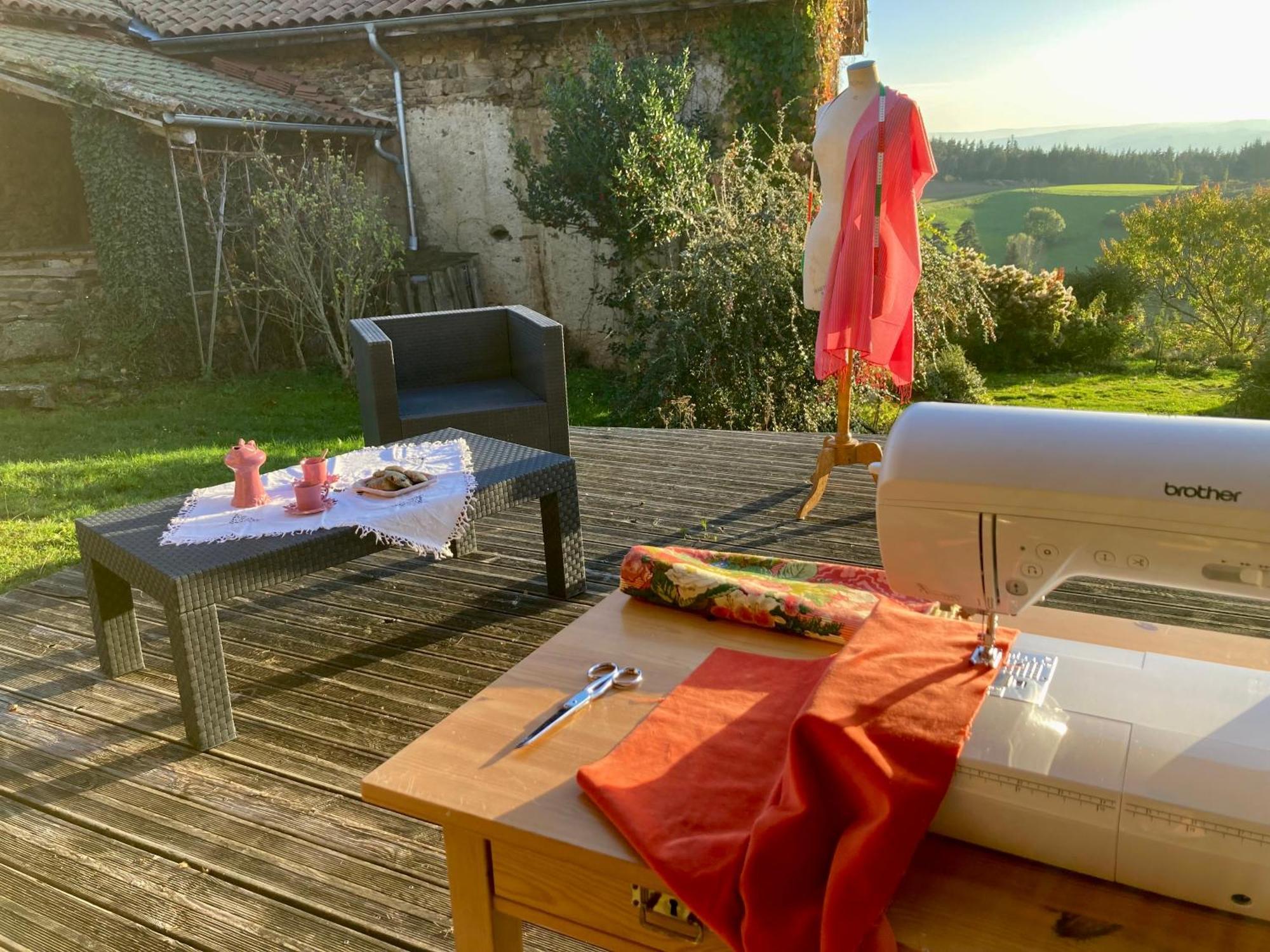 Eco-Gite Cottage Panoramique, Terrasses, Baby Foot, 150 M2 Renove Et Agrandi En 2024, Activites Proposees Champagnac-le-Vieux Kültér fotó